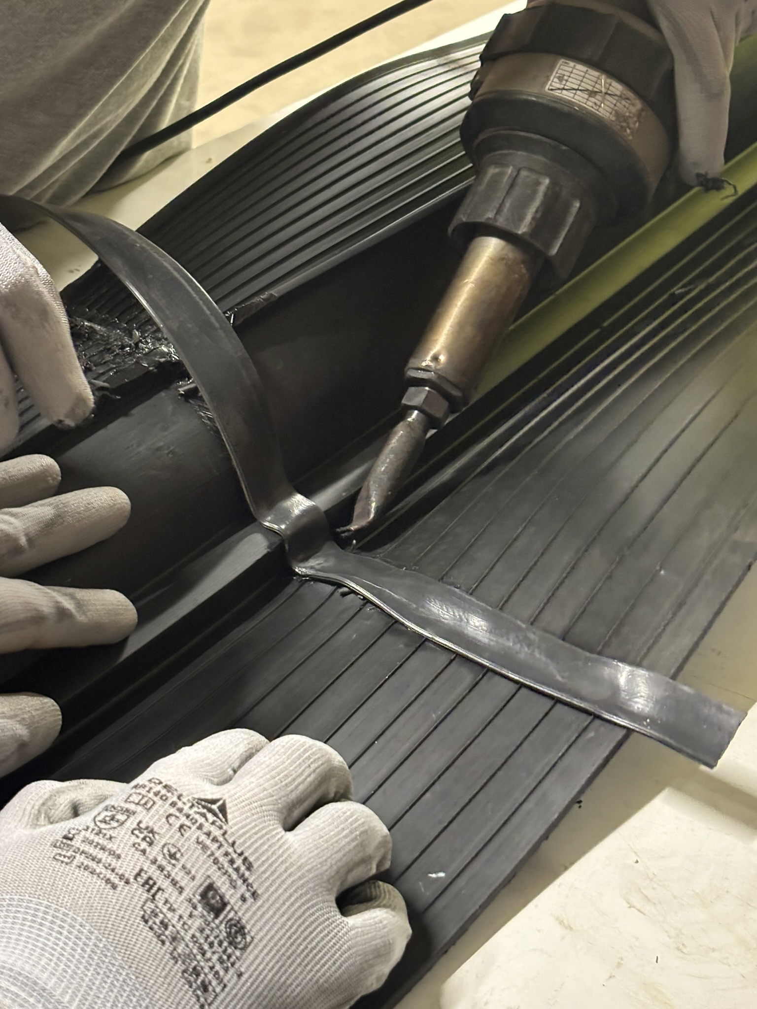 afbeelding van een las die wordt uitgevoerd